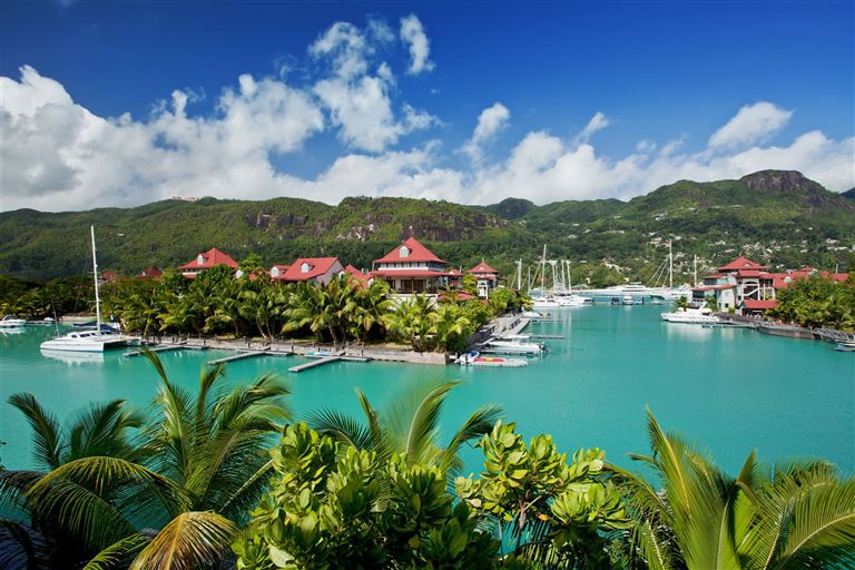 Island Hopping Seychellen (gehobene Mittelklasse) ©Prod. Numérik /adobestock